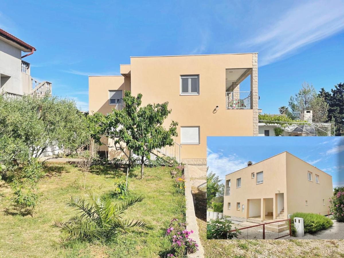 Apartmani Solis Vir Exteriér fotografie