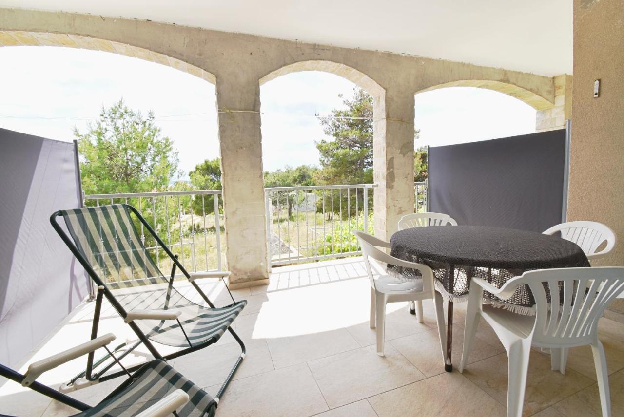 Apartmani Solis Vir Exteriér fotografie
