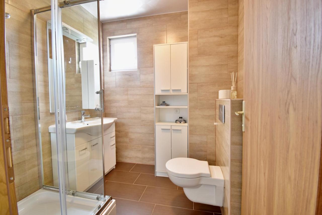 Apartmani Solis Vir Exteriér fotografie