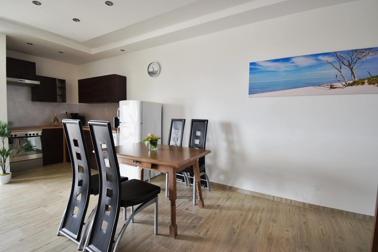 Apartmani Solis Vir Exteriér fotografie